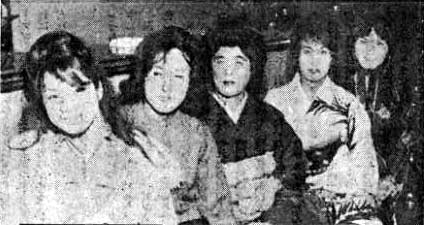 ����14-5 �u������v�̃����o�[ �������u������v����A���̉E�u�Ƃ���v���� �i�w100���l�̂��x1961�N4���� �G�ߕ����[�j